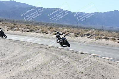 media/Dec-01-2025-Moto Forza (Mon) [[2daa91e15f]]/3-Beginner Group/Session 3 (Turn 16 Inside)/